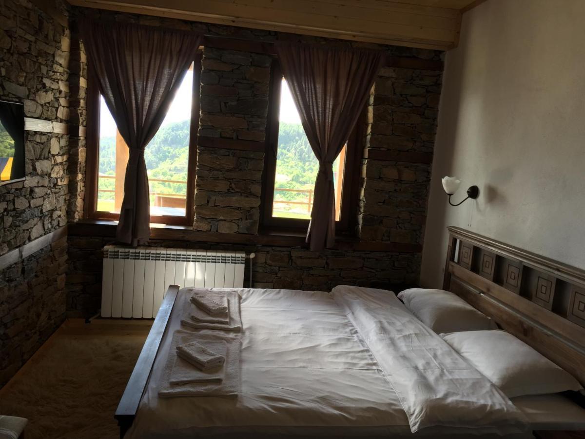 Калпаците - Kalpacite Guest Houses Skrebatno Exterior foto